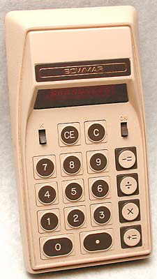 File:Vintage Bowmar Electronic Pocket Calculator, Model MX-50 (aka 90505),  Red LED Display, Sealed Battery, Made In USA, Circa 1973 (14591513119).jpg  - Wikimedia Commons